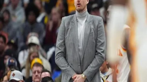 豪门对决巅峰时刻！维尔茨神助攻，伊萨克力挽狂澜，利物浦客场逆袭热刺，1-0领先亿级盛宴！